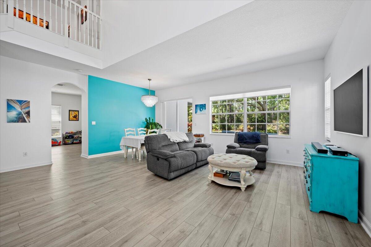 956 Mill Creek Drive