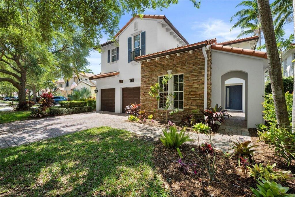 Photo of 956 Mill Creek Drive, Palm Beach Gardens, FL 33410 (MLS # R11088420)