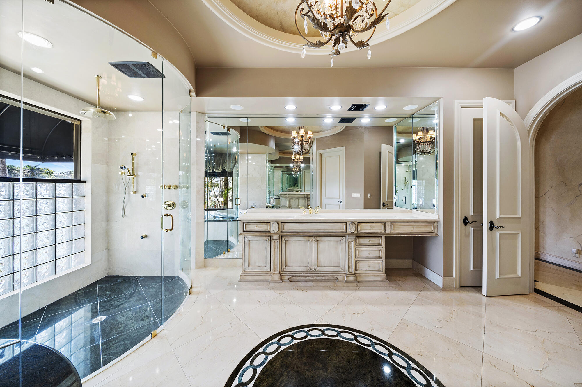 LAKE PLACID ISLES - Residential