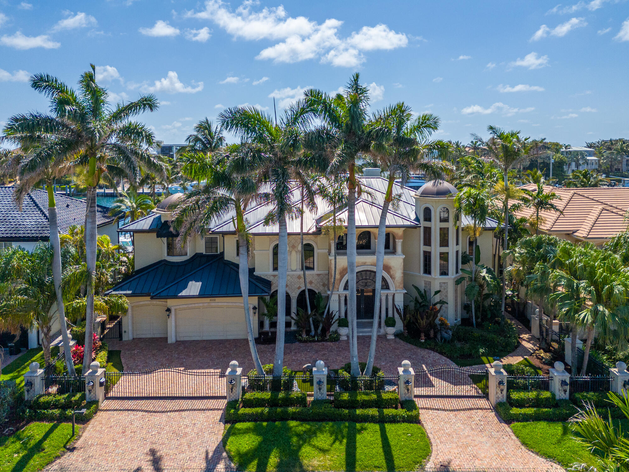 LAKE PLACID ISLES - Residential