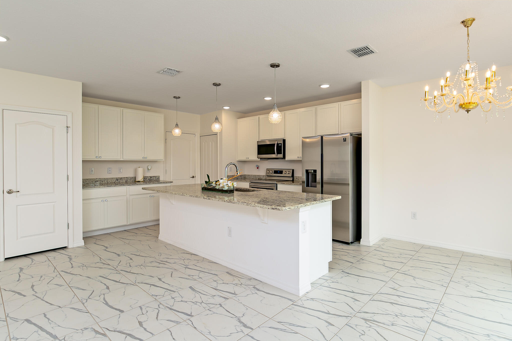 VERANO SOUTH - POD C - PLAT NO. 2 - Residential Lease