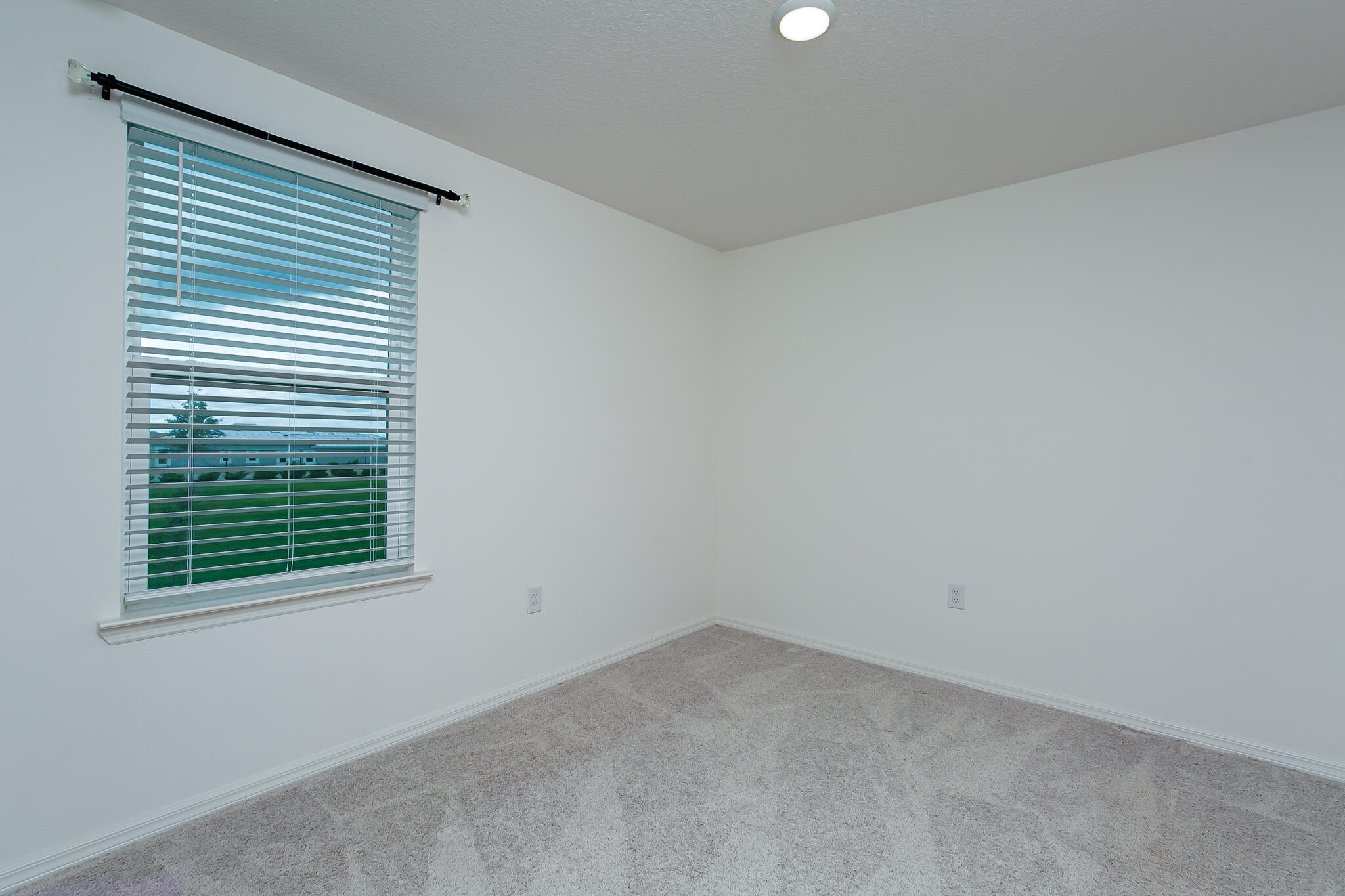 VERANO SOUTH - POD C - PLAT NO. 2 - Residential Lease