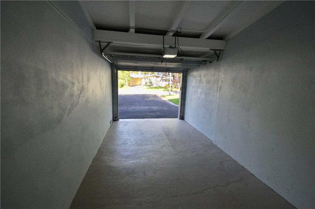 Lauderdale Isles 1 31-23 - Residential