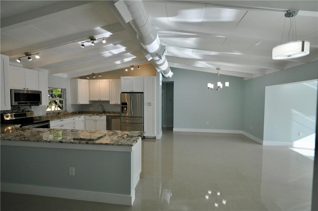 Lauderdale Isles 1 31-23 - Residential