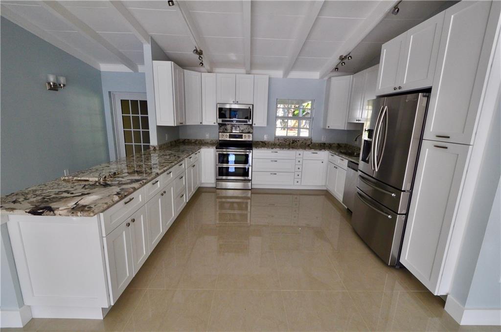 Lauderdale Isles 1 31-23 - Residential
