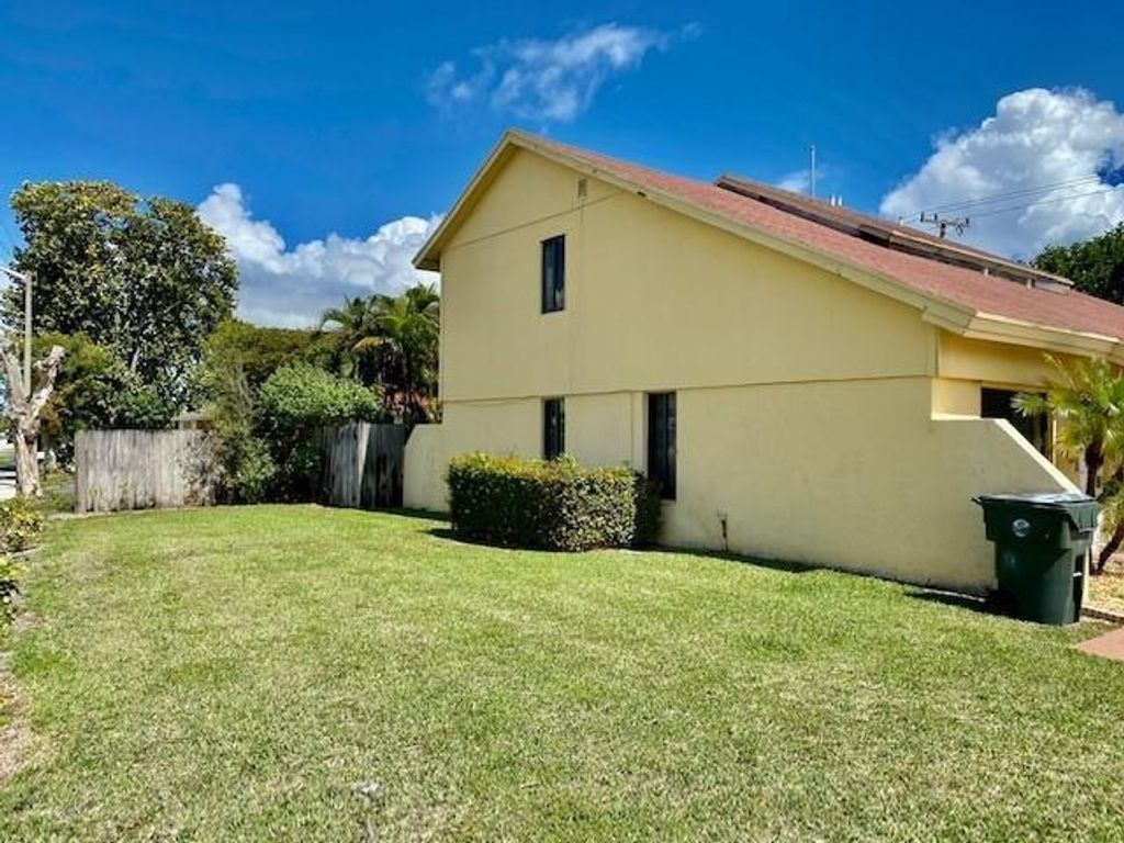 Photo of 101 NE 28th Street, Boca Raton, FL 33431 (MLS # B26028059)