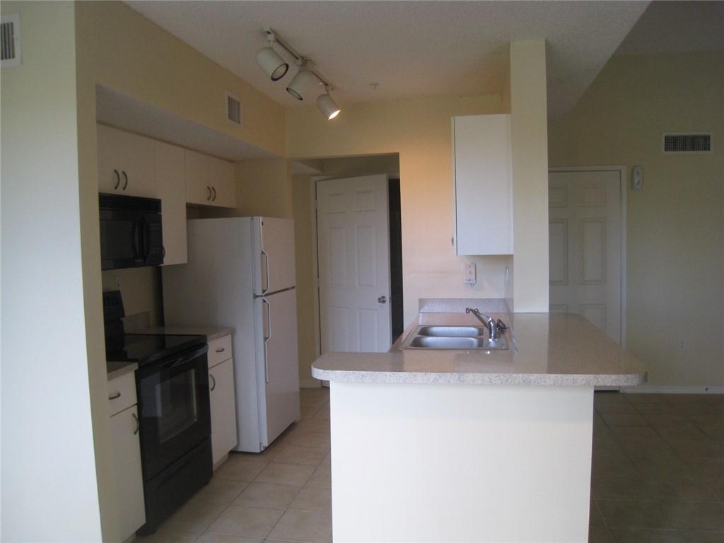 Riviera Palms Condo - Residential Lease