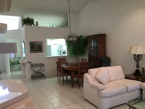 EMERALD POINTE - Residential