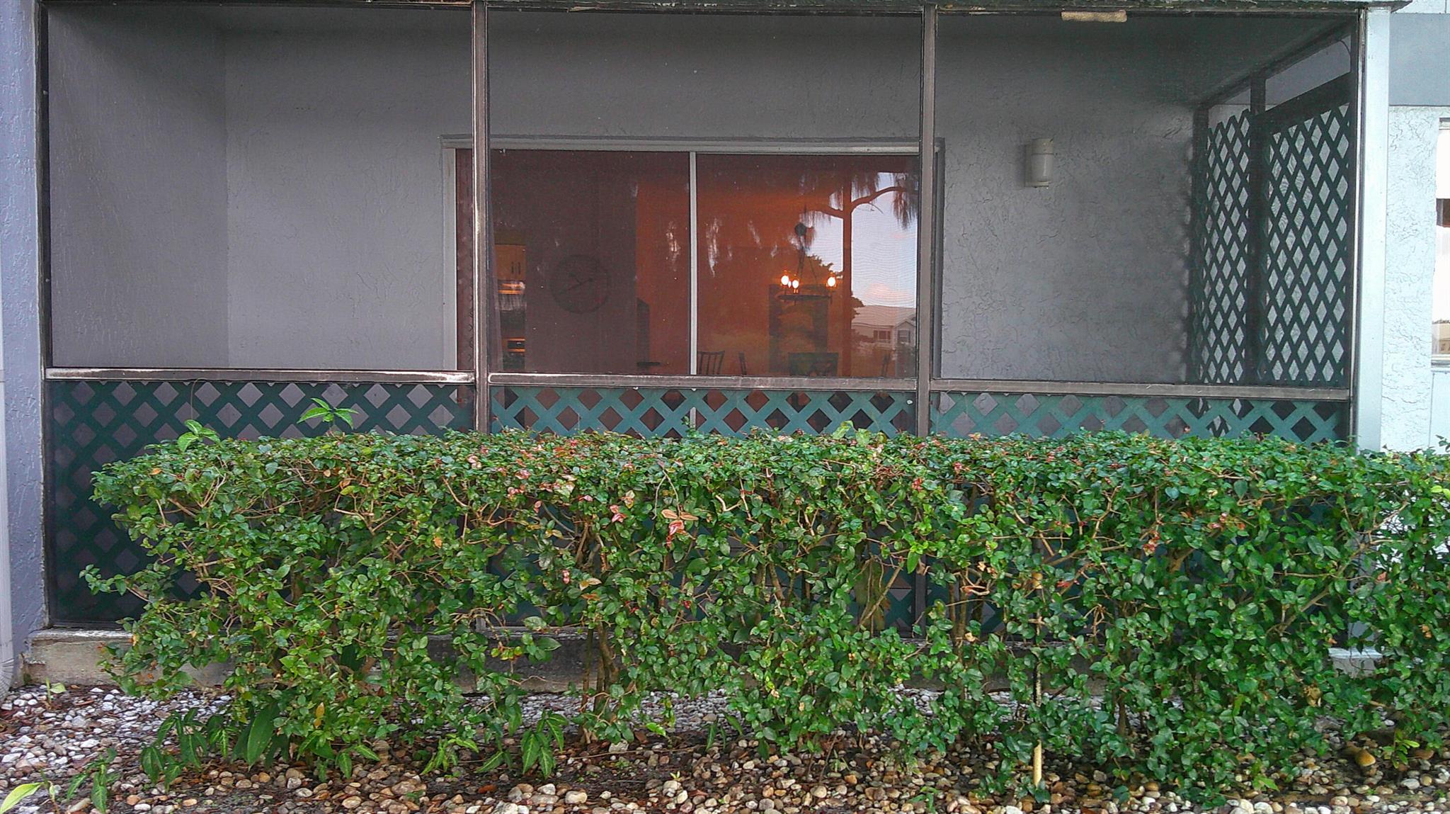 LAKES OF OAKLAND FOREST C - Residential Lease