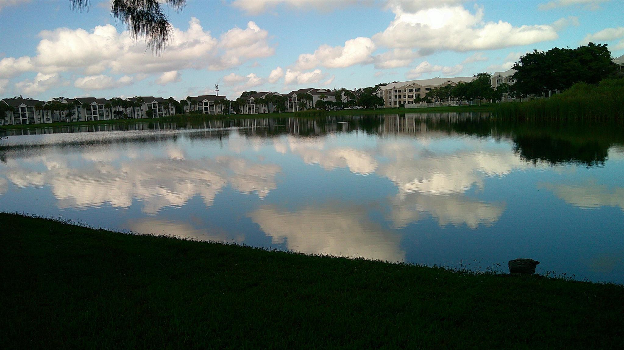 LAKES OF OAKLAND FOREST C - Residential Lease