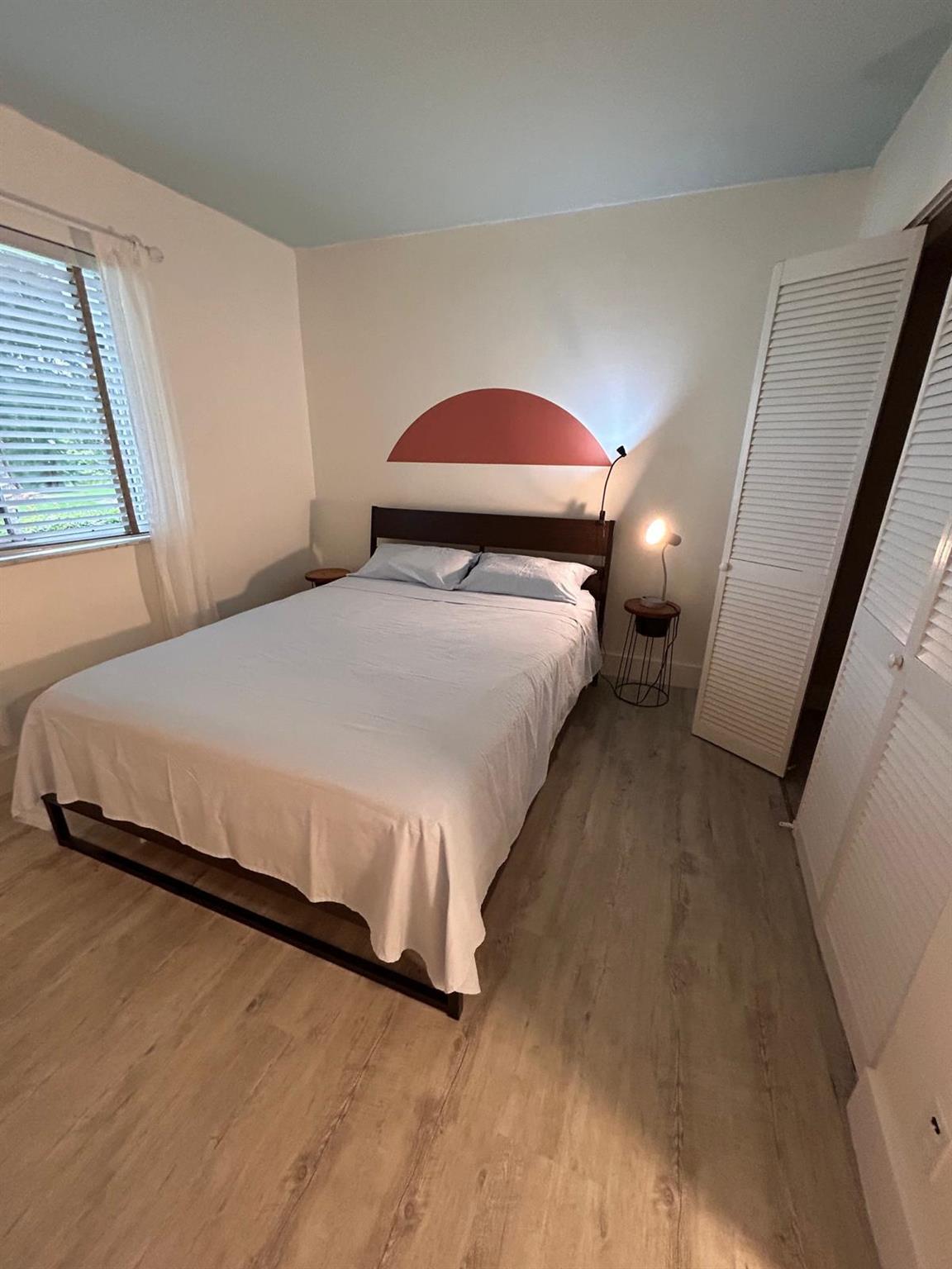 LAKES OF OAKLAND FOREST C - Residential Lease