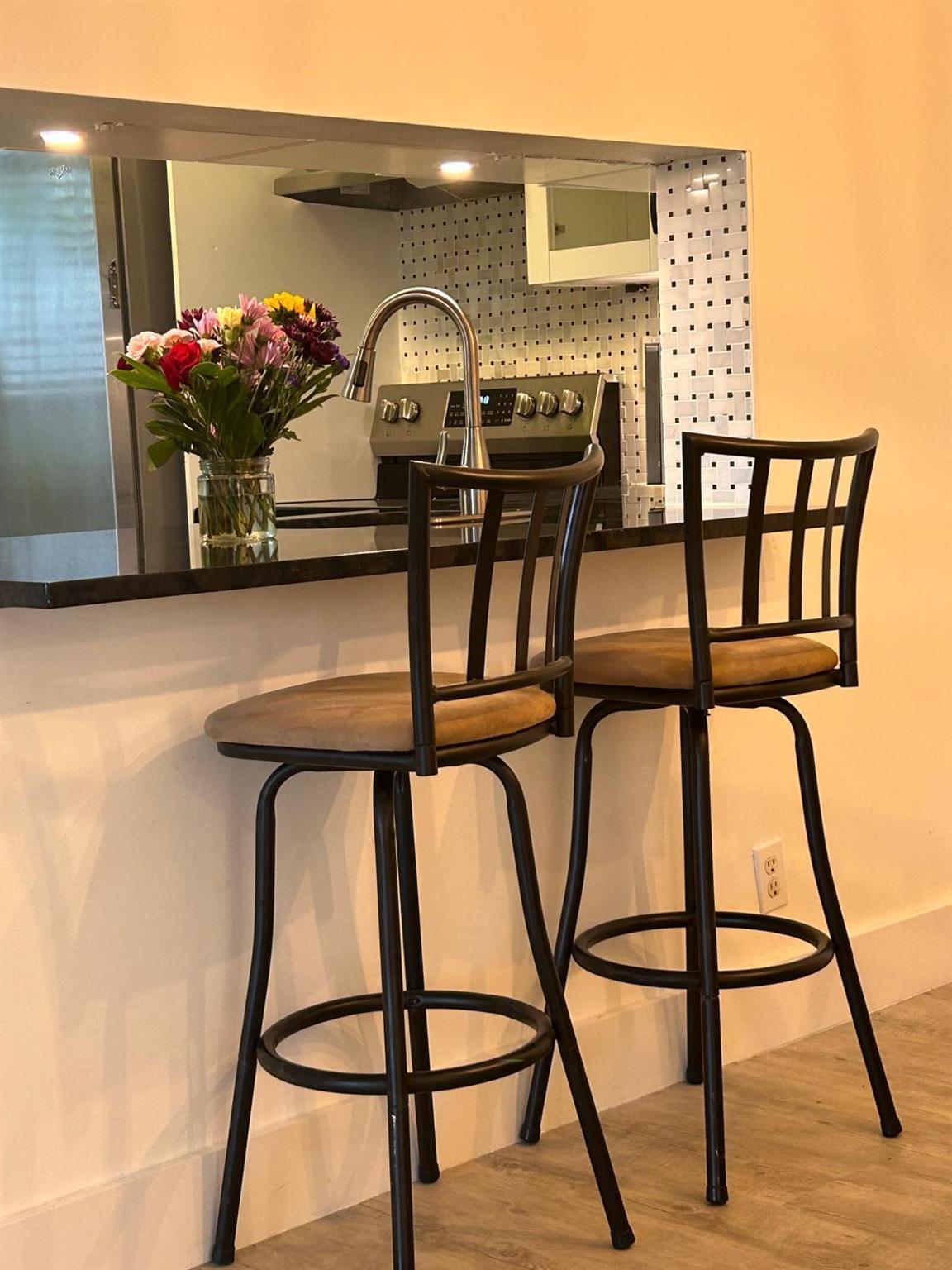 LAKES OF OAKLAND FOREST C - Residential Lease