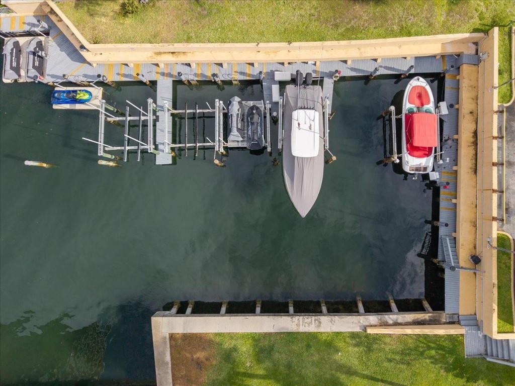 OVERLOOK CONDO - Residential