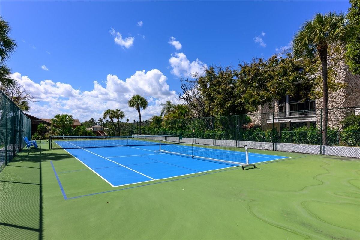 OVERLOOK CONDO - Residential