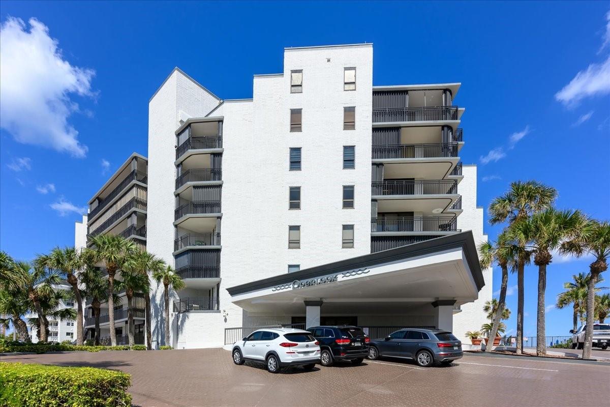 OVERLOOK CONDO - Residential