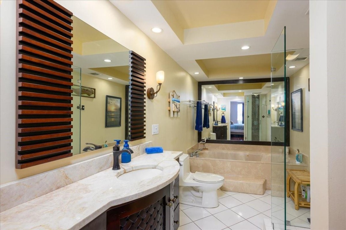 OVERLOOK CONDO - Residential