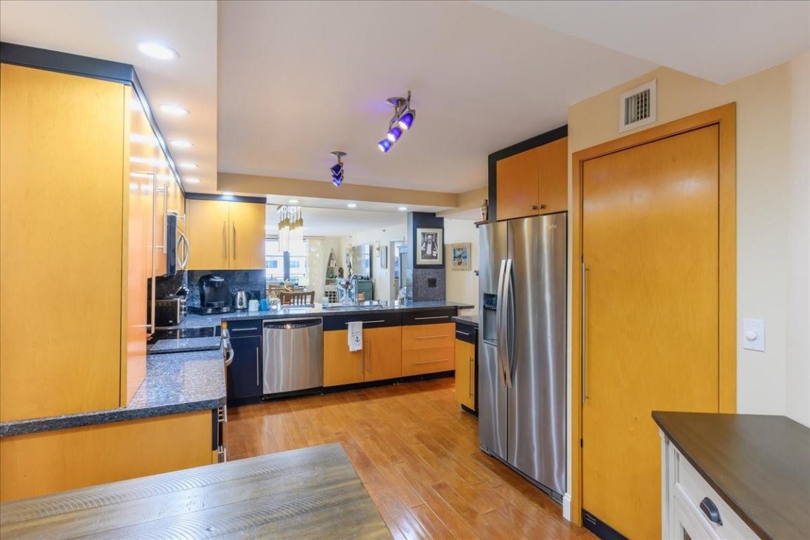 OVERLOOK CONDO - Residential