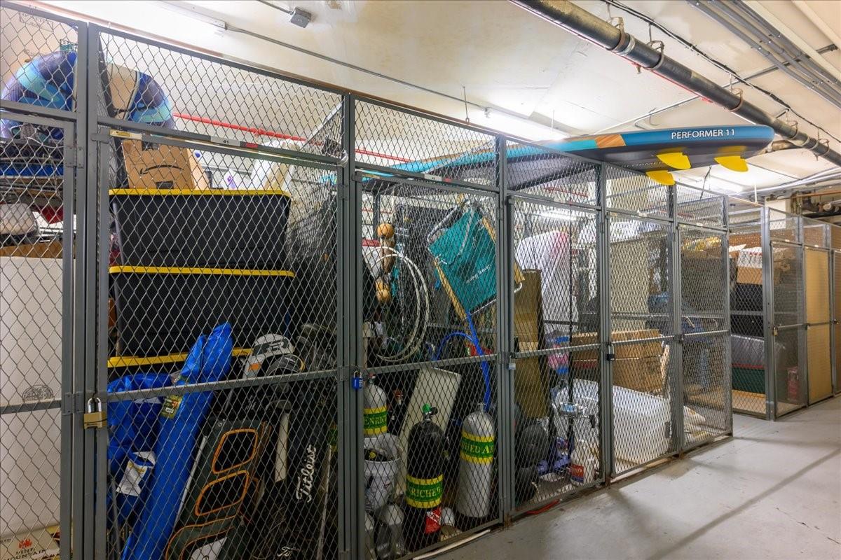 OVERLOOK CONDO - Residential