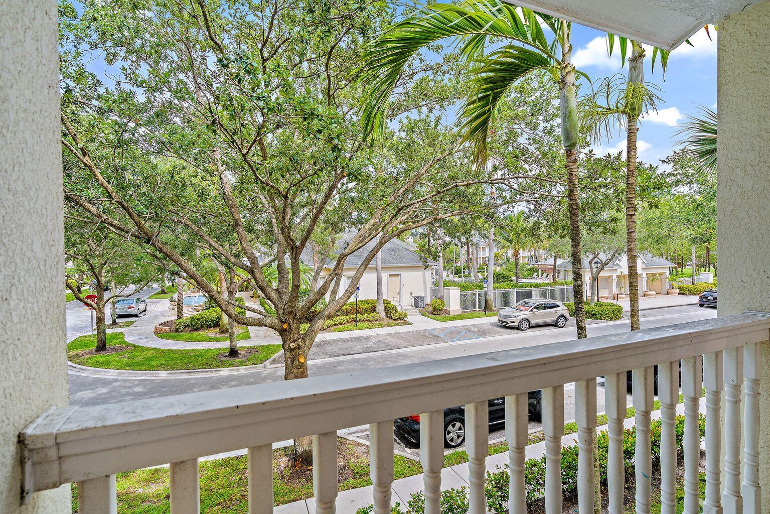 255 Murcia Drive 211