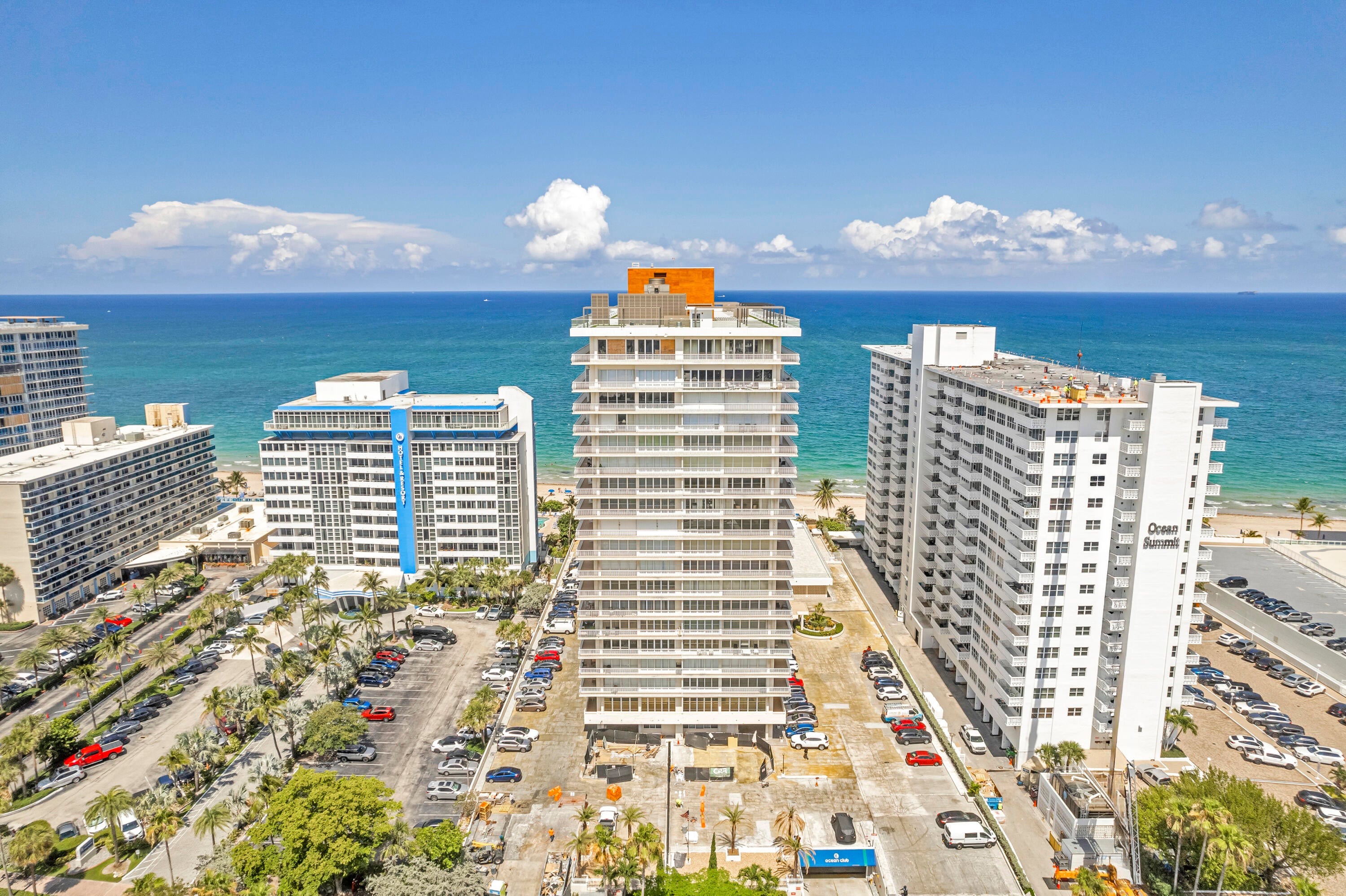 4020 GALT OCEAN Drive 1402