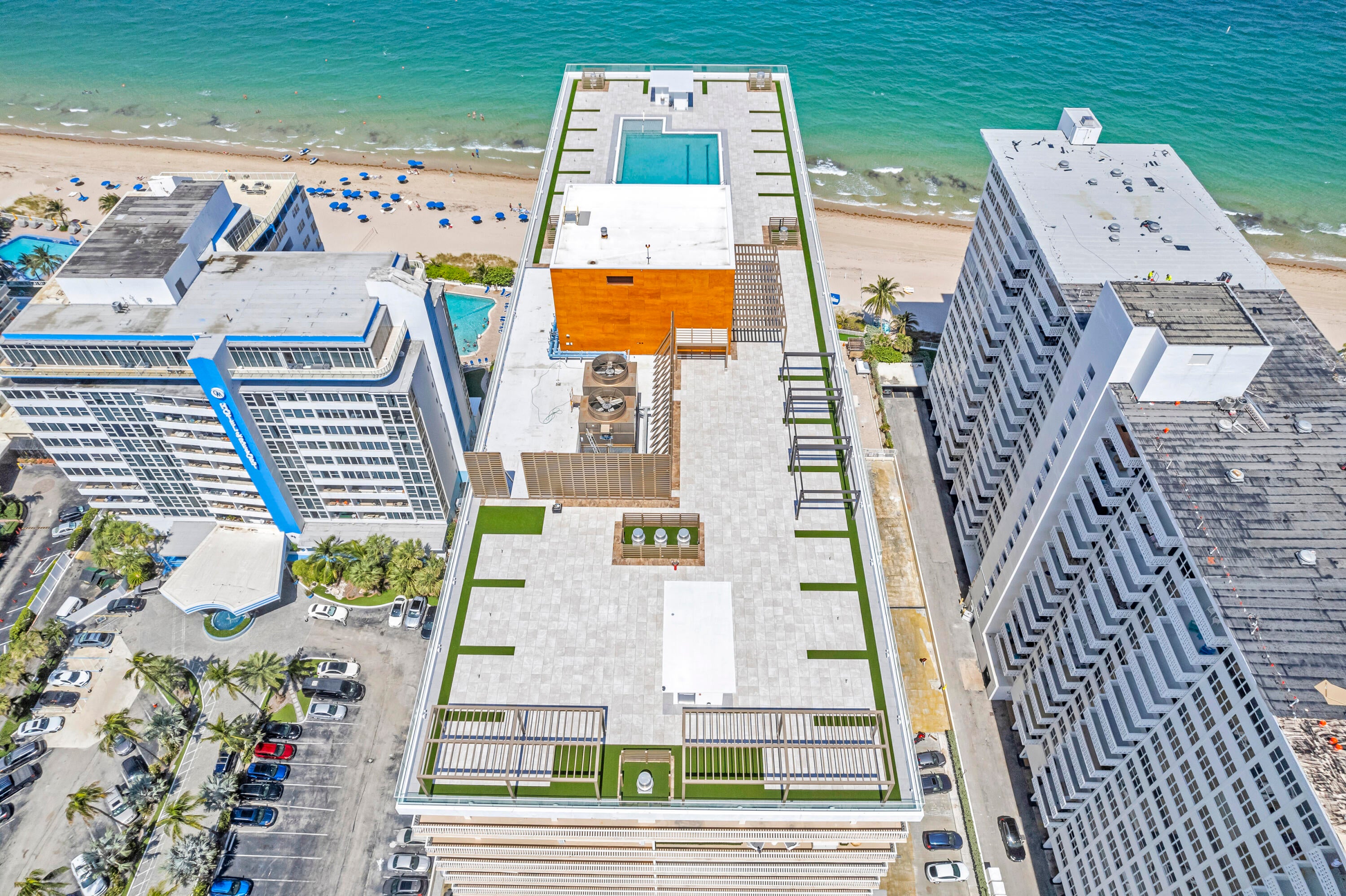 4020 GALT OCEAN Drive 1402