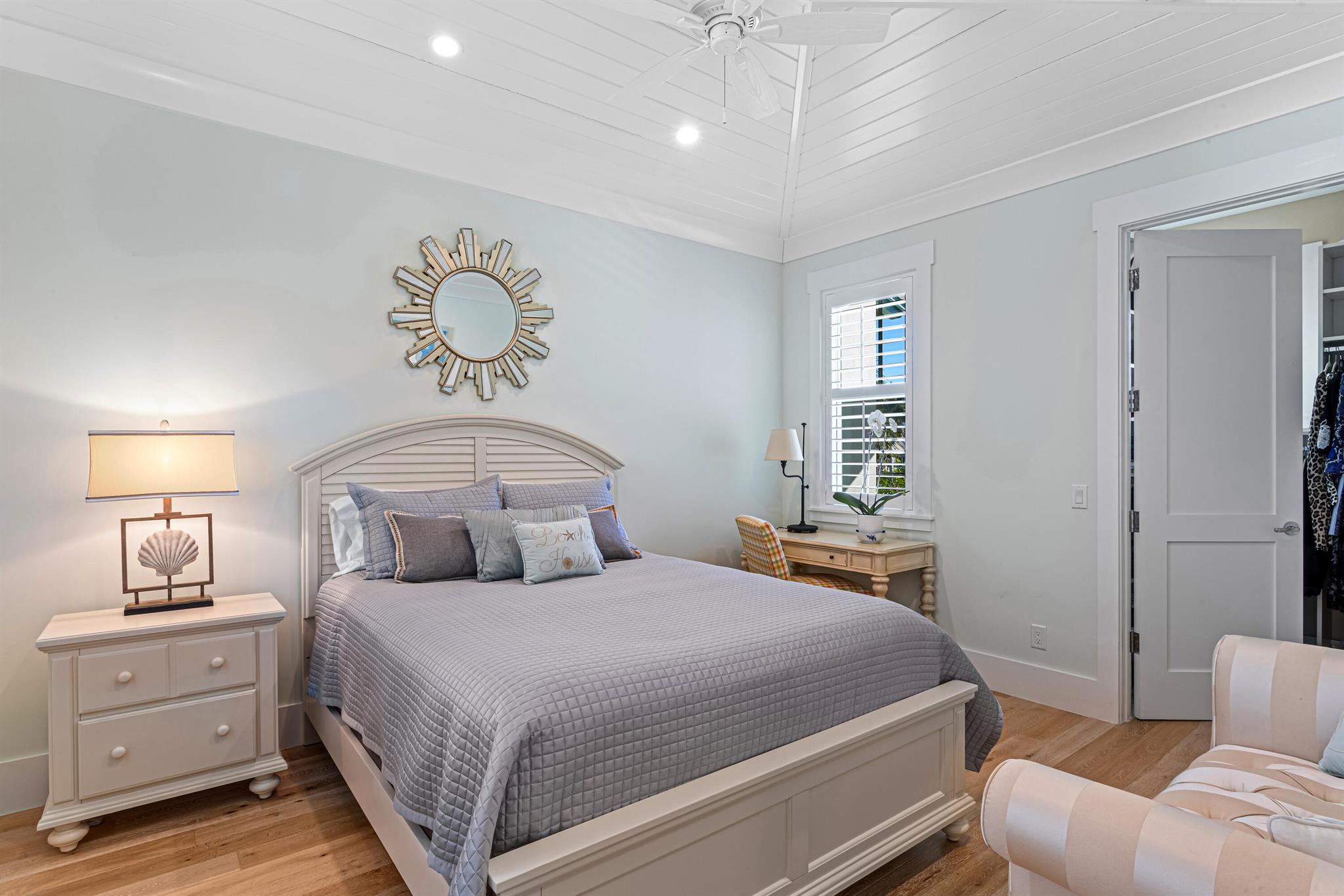 EAST INDIES - Residential