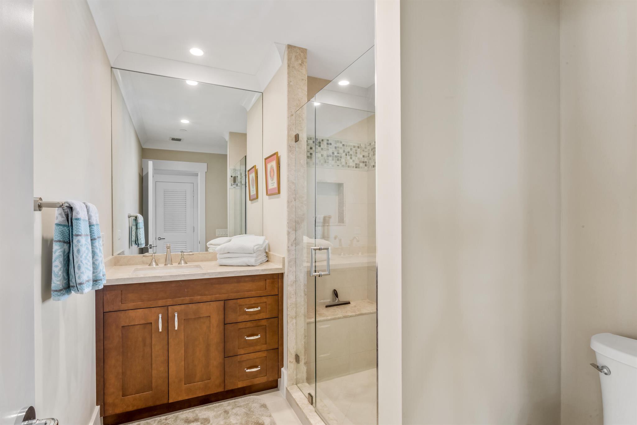 EAST INDIES - Residential