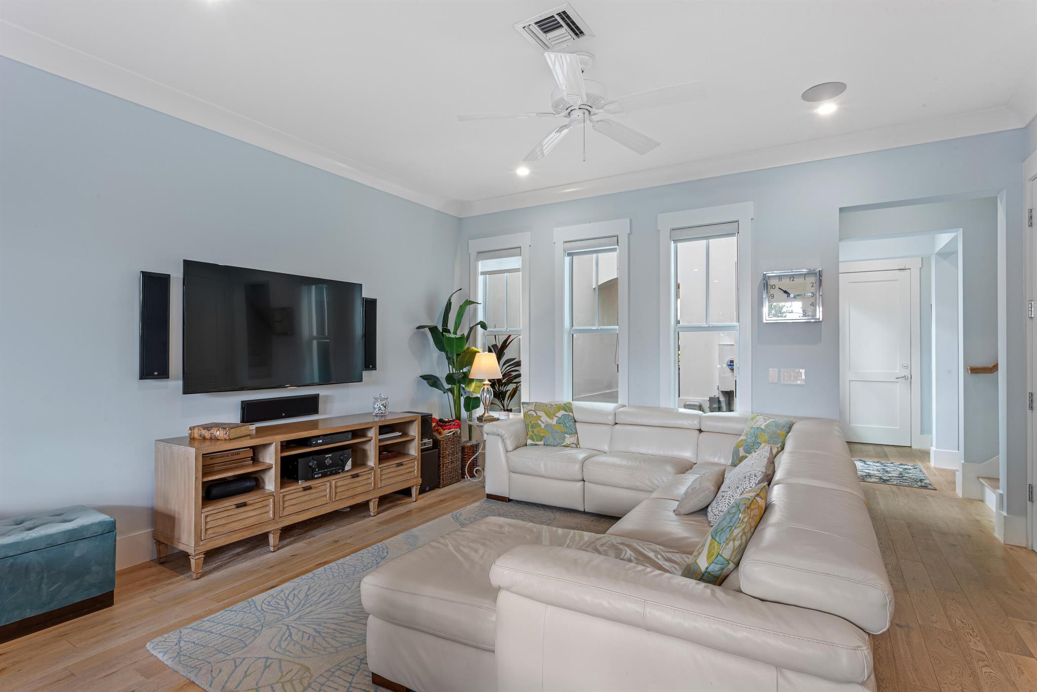 EAST INDIES - Residential