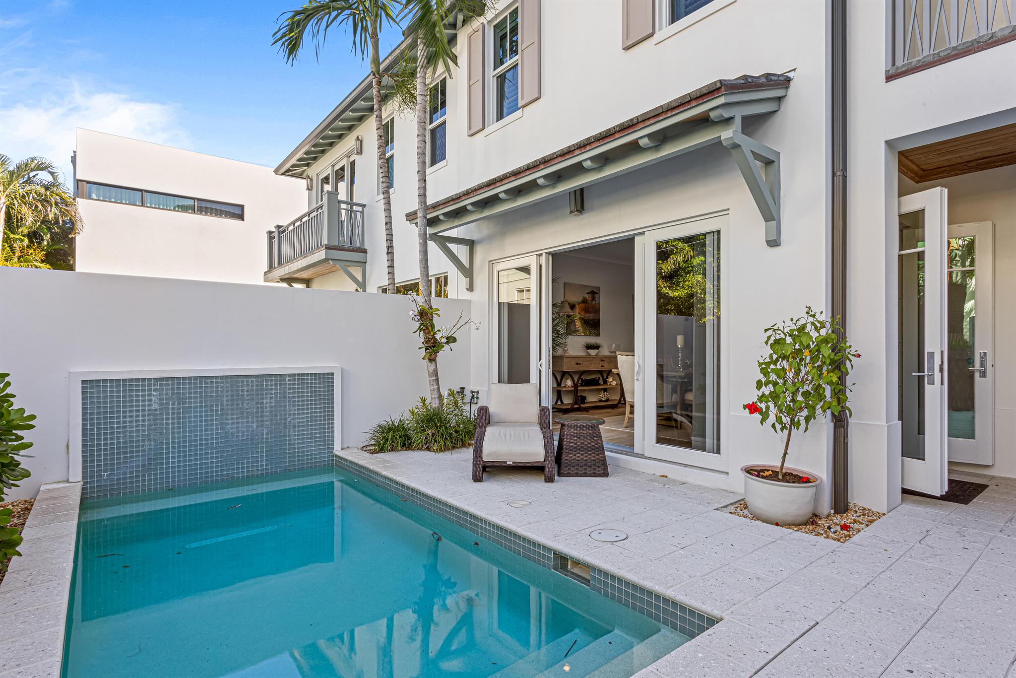 EAST INDIES - Residential