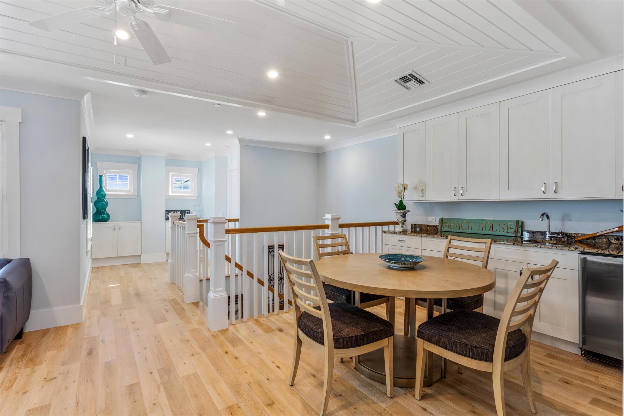 EAST INDIES - Residential