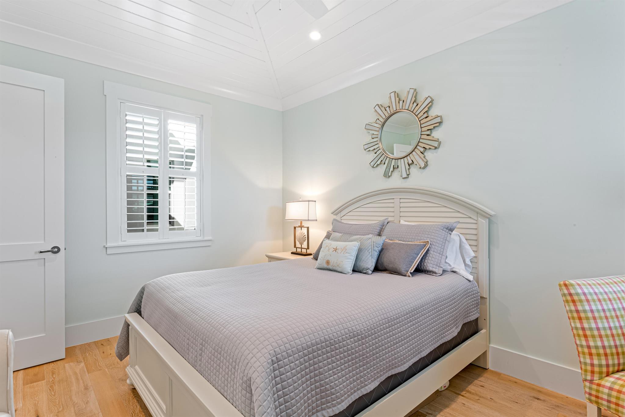 EAST INDIES - Residential