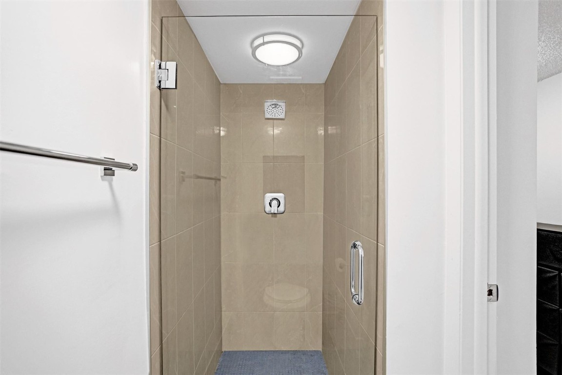 Royal Gardens - Residential