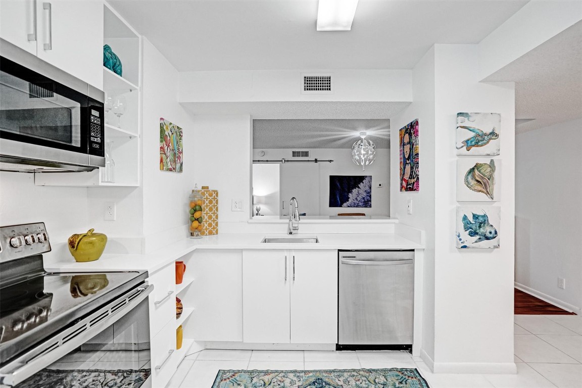 Royal Gardens - Residential