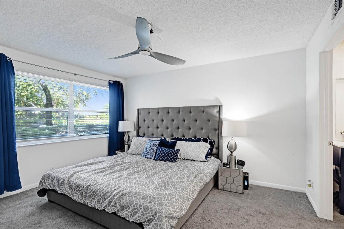 Royal Gardens - Residential