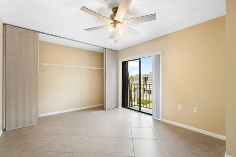 Townhouse in West Palm Beach FL 2002 20th Way Way 19.jpg