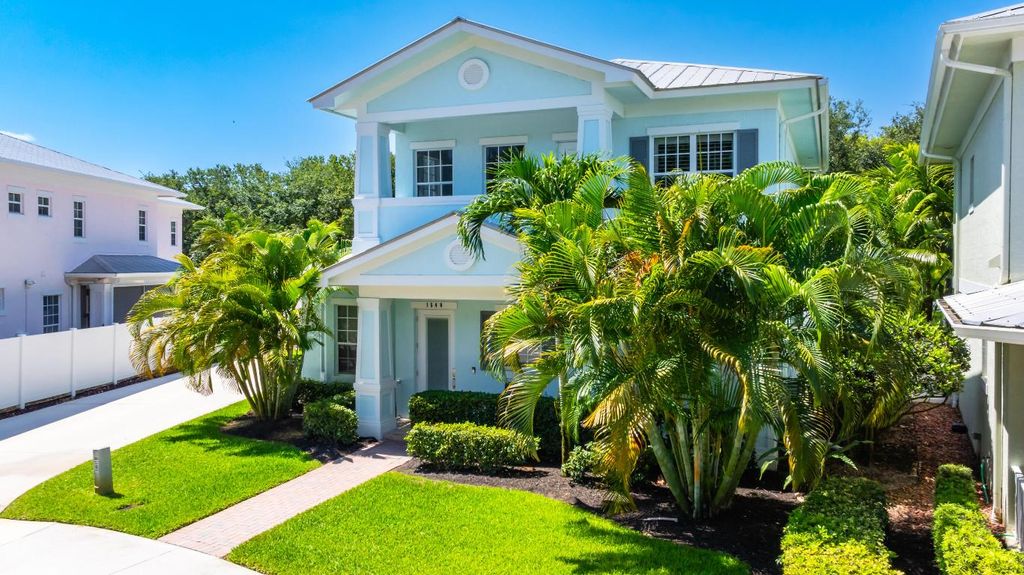 Photo of 1540 SW Prosperity Way, Palm City, FL 34990 (MLS # R10995586)