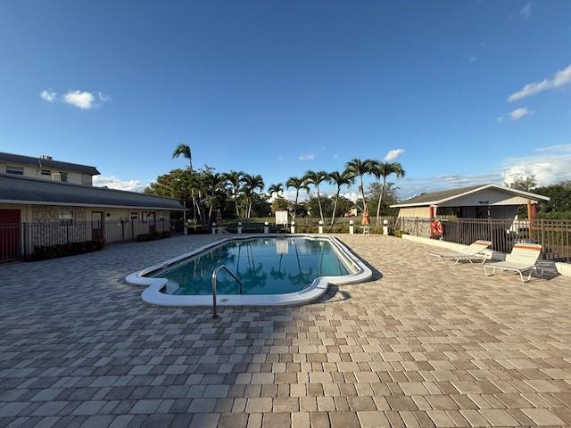 DOVER HALL - Residential