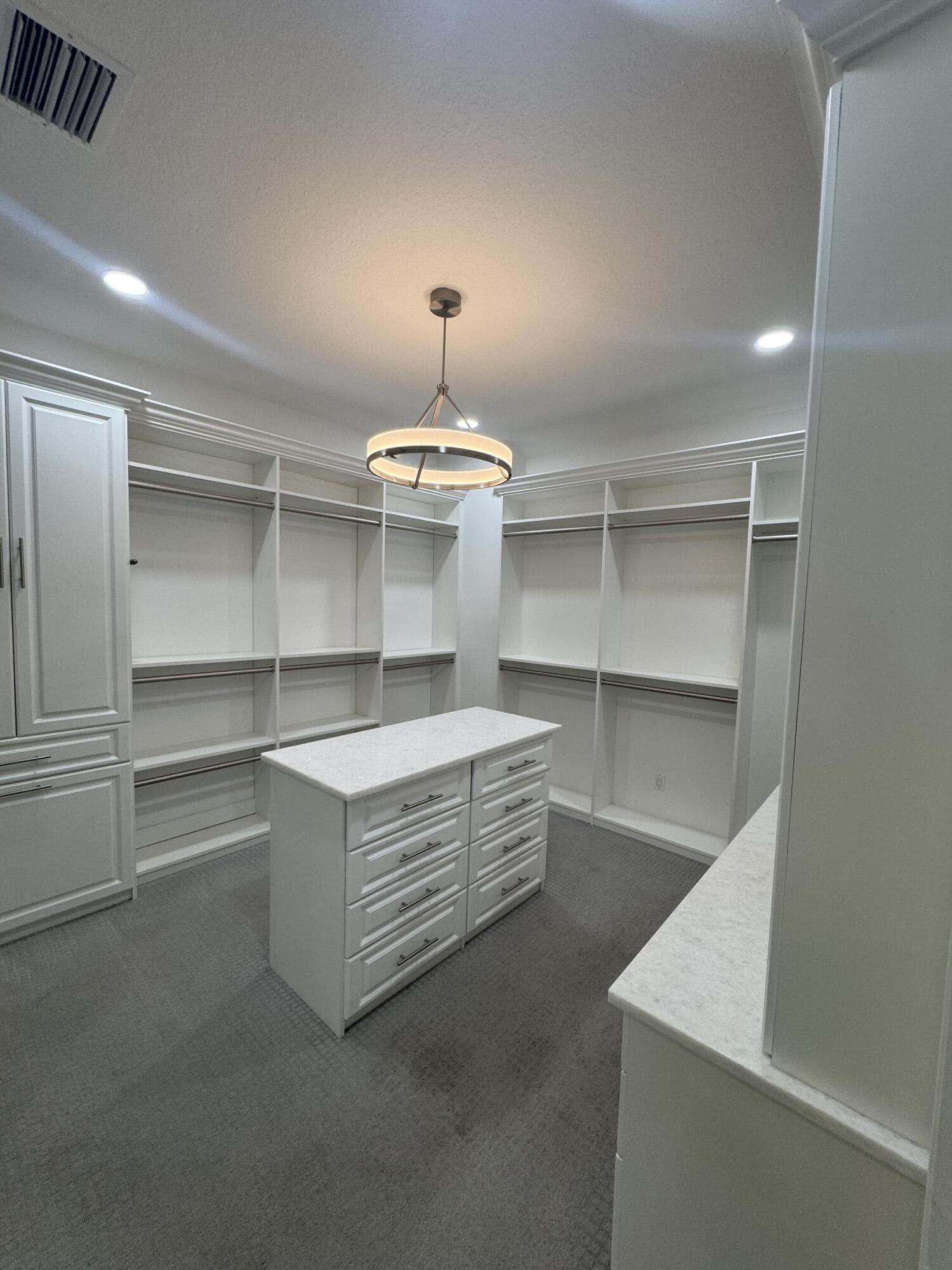 CASA DEL MAR - Residential Lease