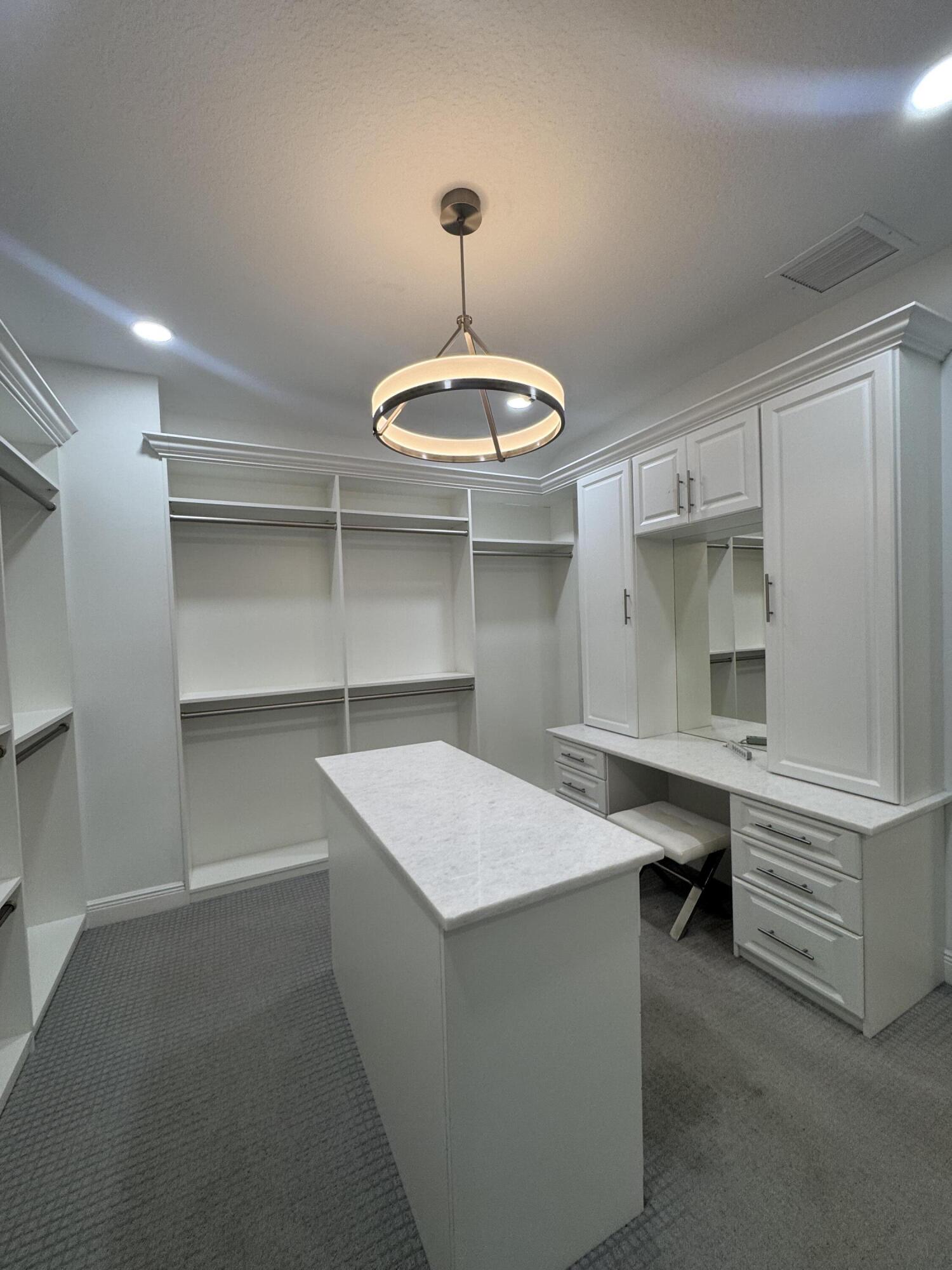 CASA DEL MAR - Residential Lease