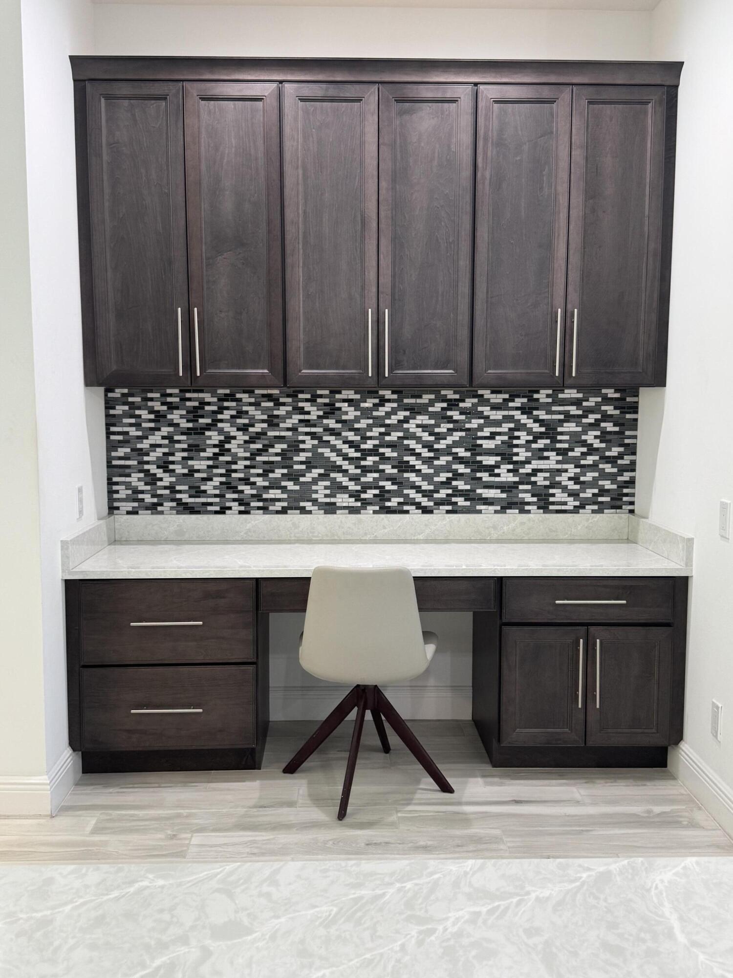 CASA DEL MAR - Residential Lease