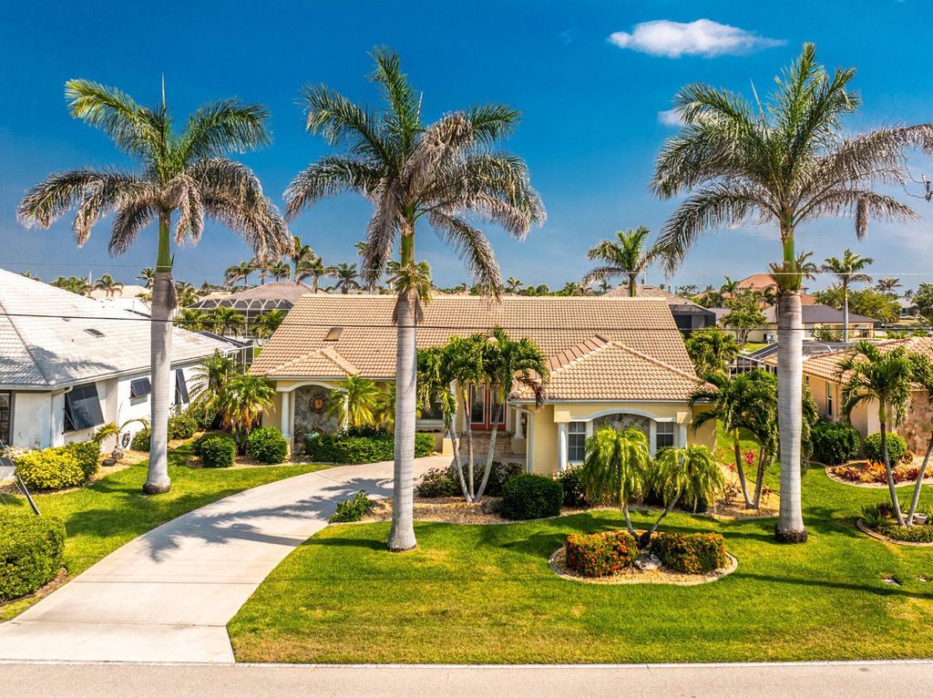 Photo of 2336 Via Veneto Drive, Punta Gorda, FL 33950 (MLS # R11168818)