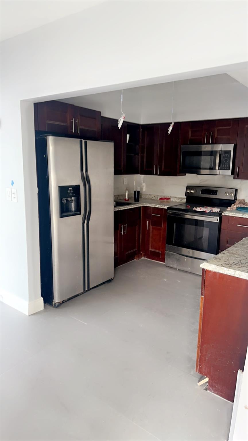 500 NW 31st Ave