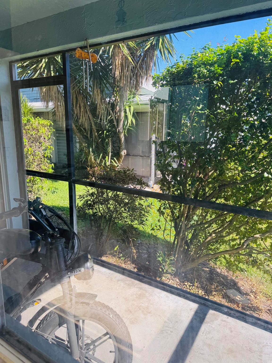 3795 Island Club Circle E 10