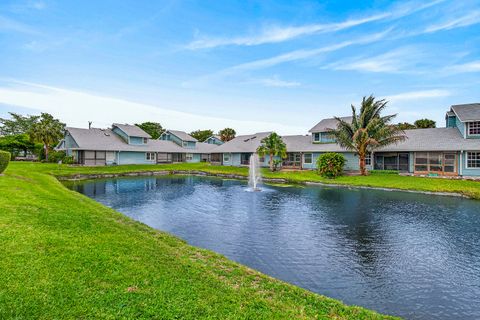 Tiny photo for 3795 Island Club Circle E #10, Lake Worth, FL 33462 (MLS # R11150219)