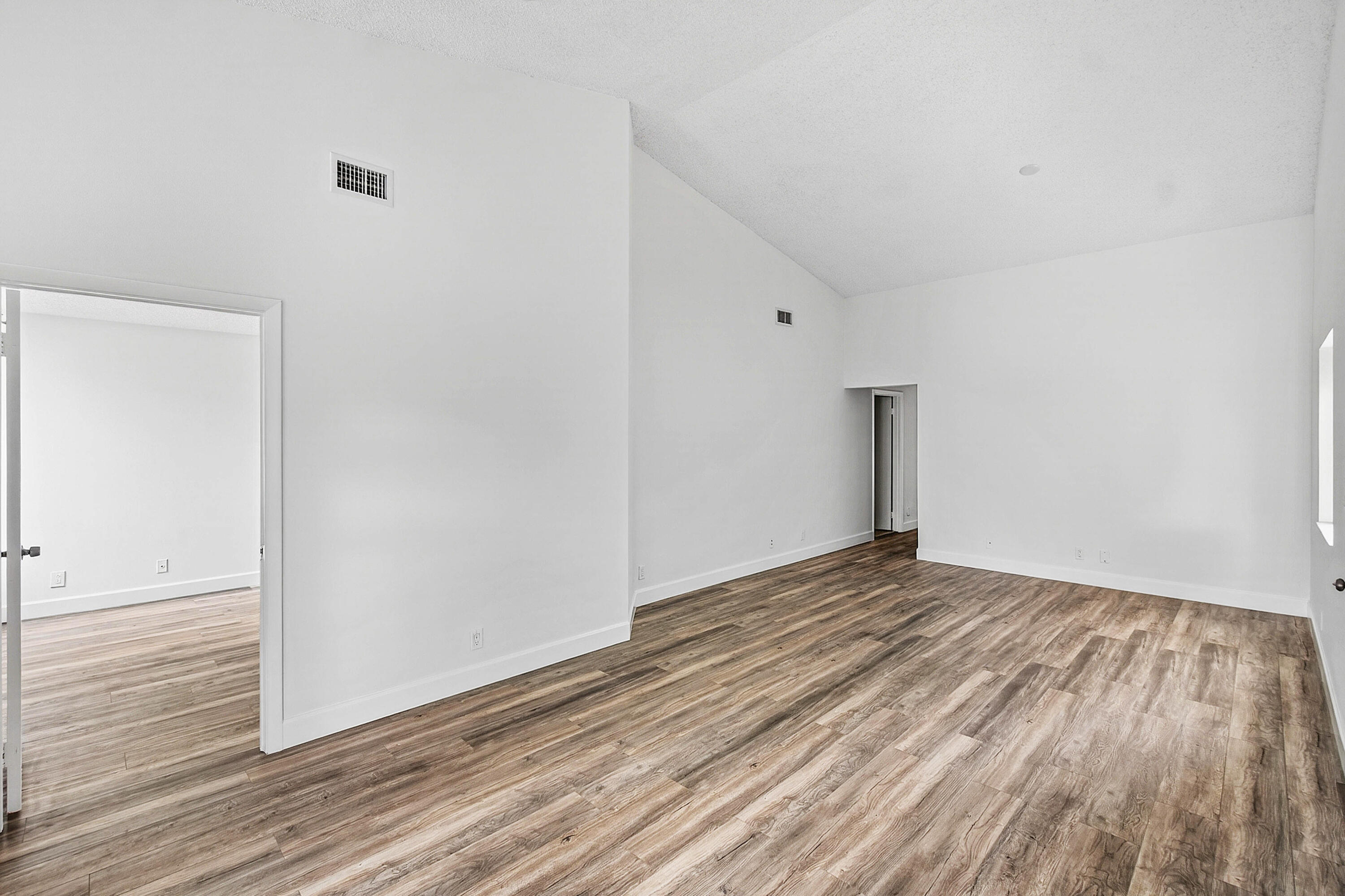 ISLAND CLUB - Residential