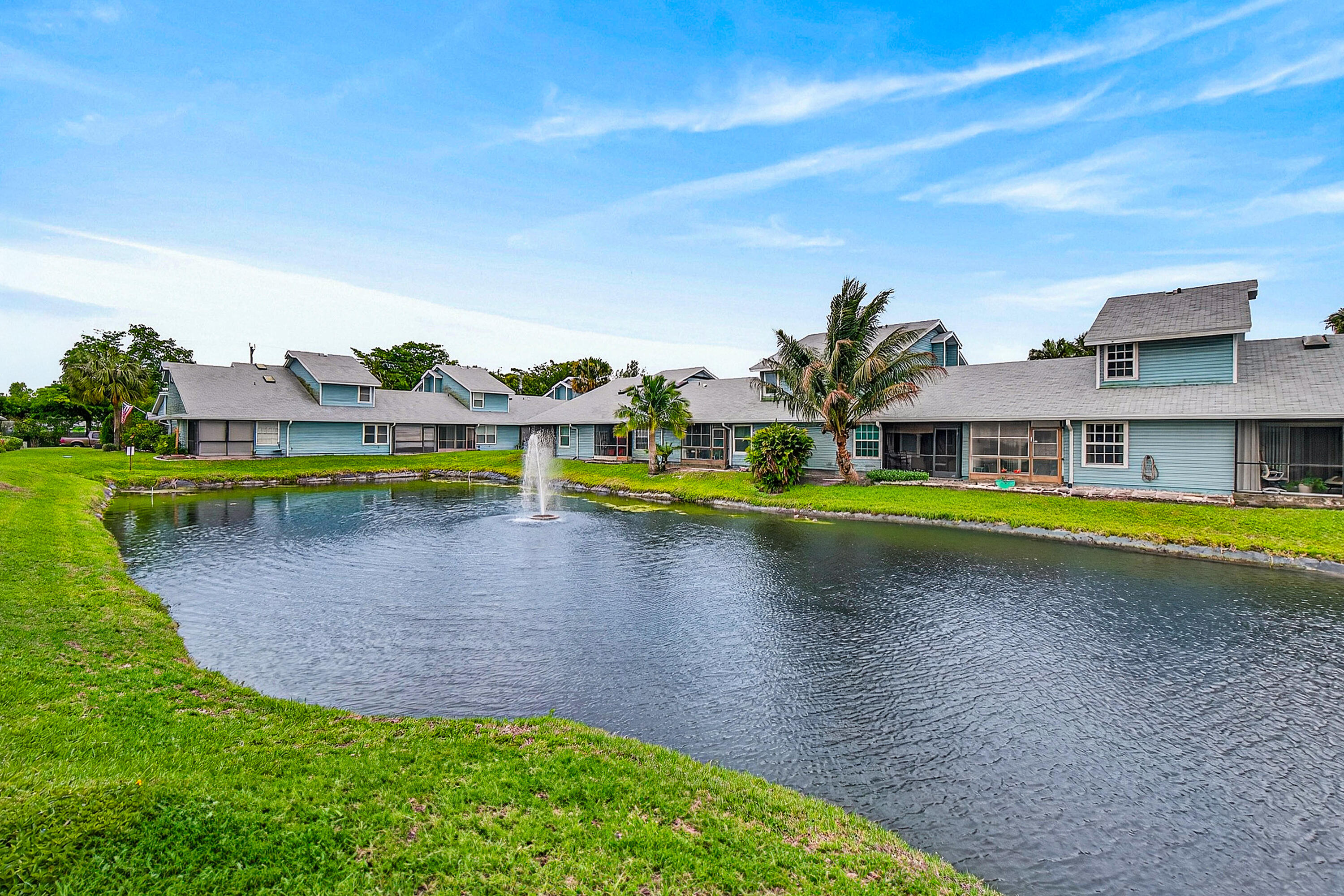 ISLAND CLUB - Residential