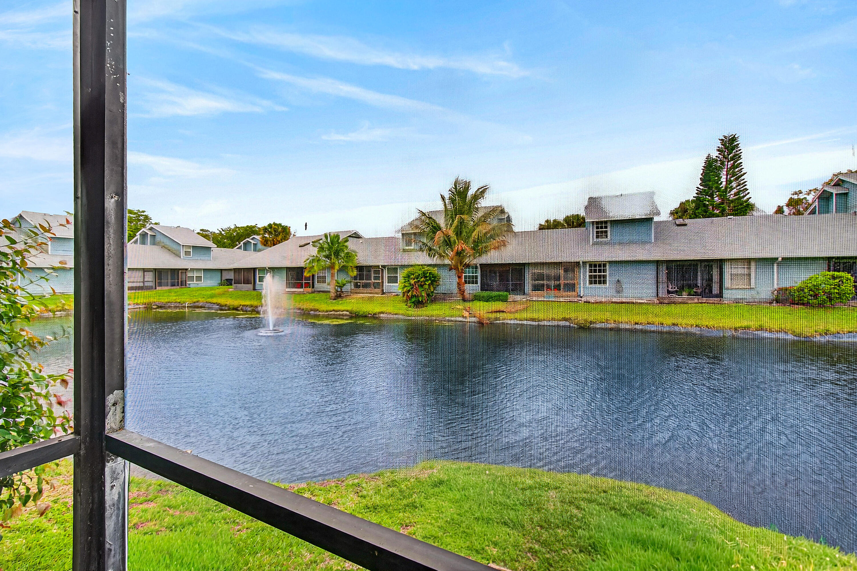 ISLAND CLUB - Residential