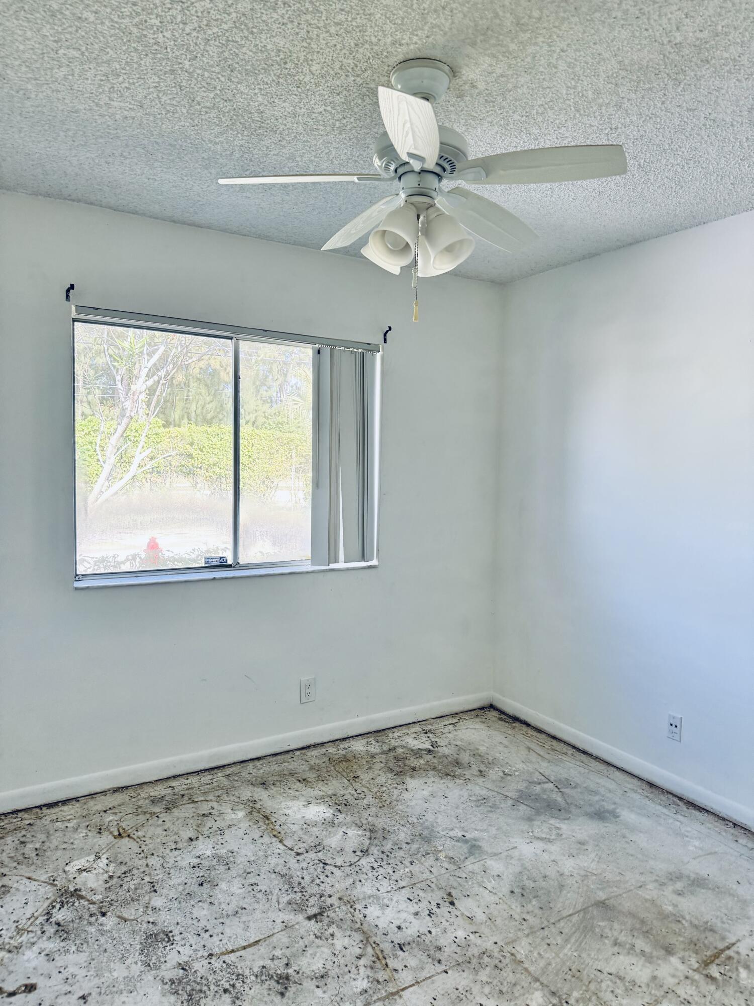 ISLAND CLUB - Residential