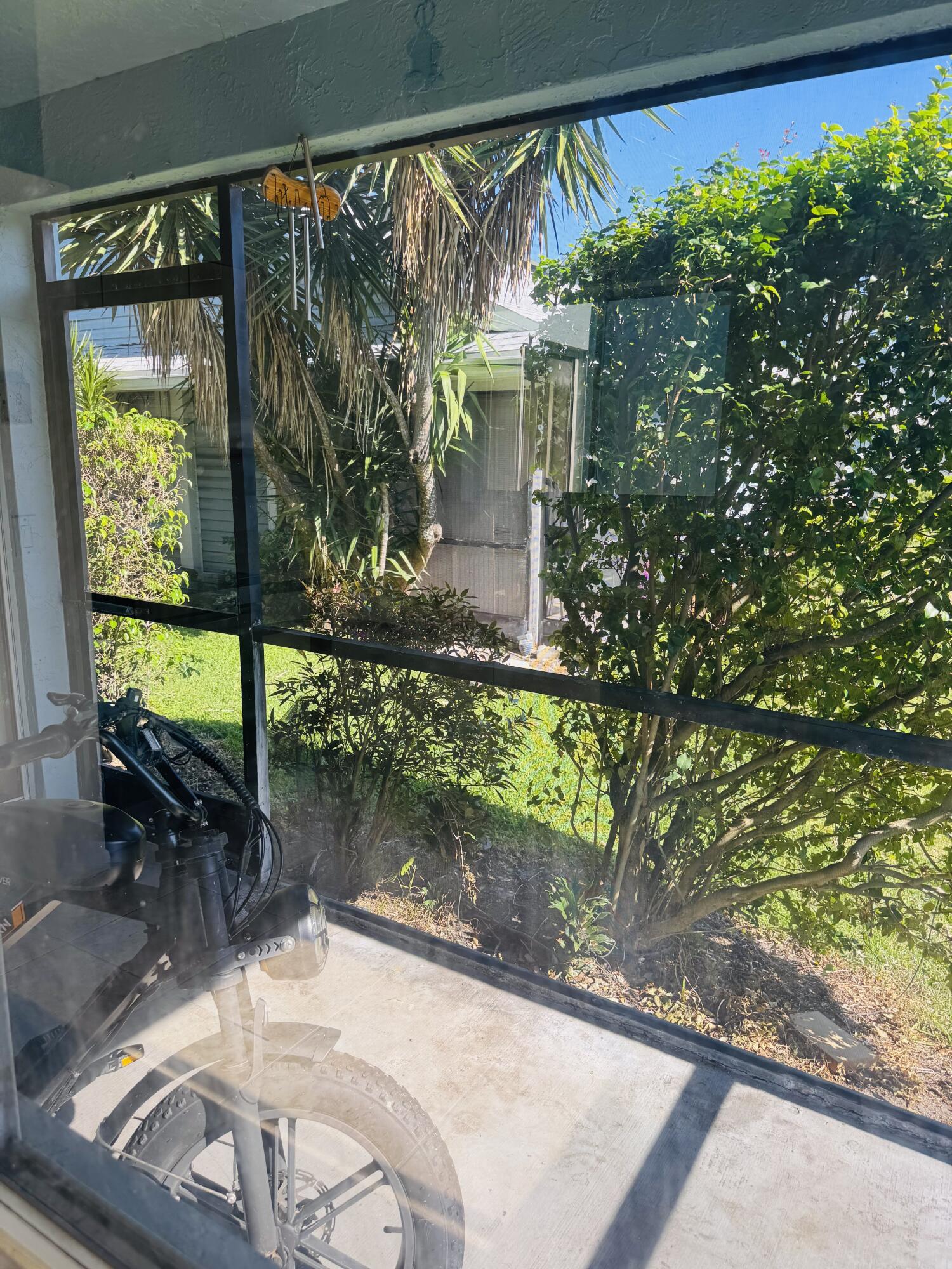 ISLAND CLUB - Residential