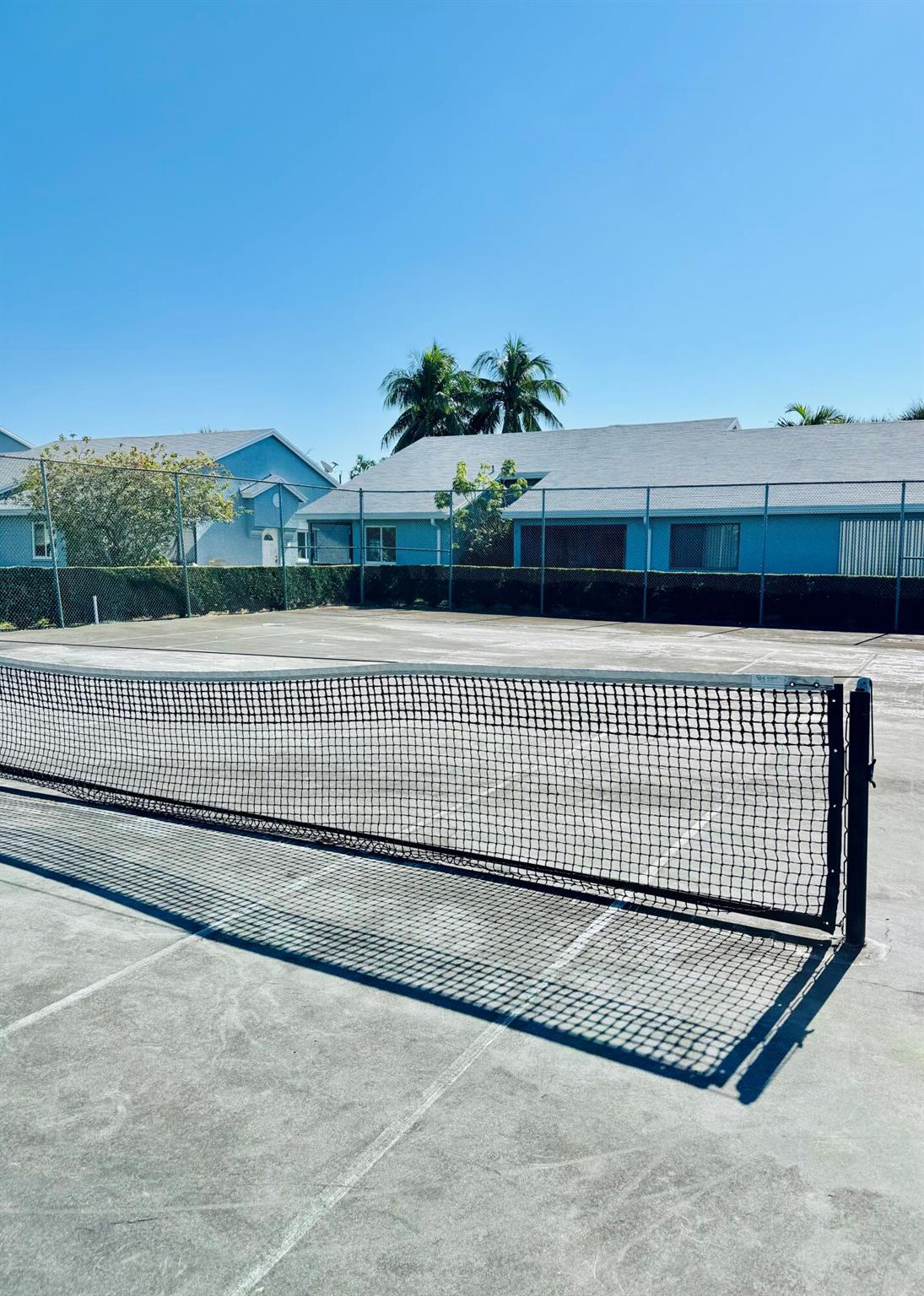 ISLAND CLUB - Residential